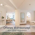 Benville - Helle 92 Qm In - Ruhige Lage - Grosser Garten & Oepnv Fusslaeufig Daire *