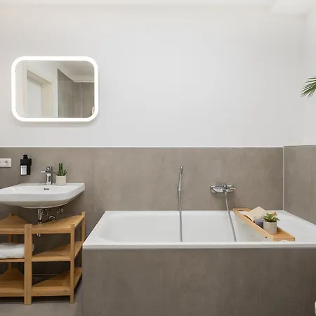 Benville Bv08 - Helle 92 Qm In - Ruhige Lage - Grosser Garten & Oepnv Fusslaeufig * Dresden