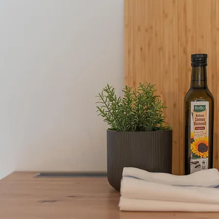 Benville Bv08 - Helle 92 Qm In - Ruhige Lage - Grosser Garten & Oepnv Fusslaeufig Apartament