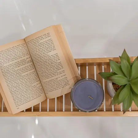 Benville Bv08 - Helle 92 Qm In - Ruhige Lage - Grosser Garten & Oepnv Fusslaeufig